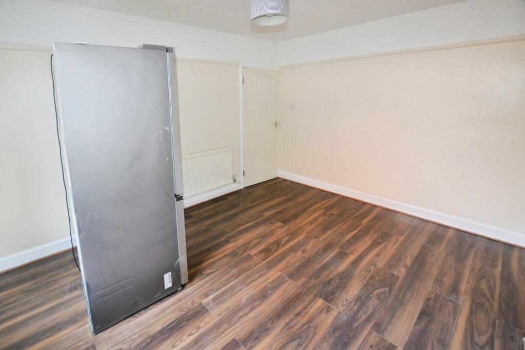 House in Oadby and Wigston, Leicestershire - View 5