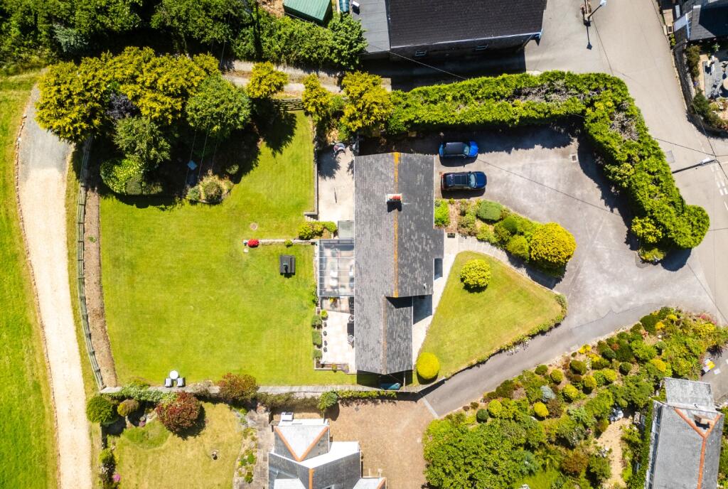 House in Breage, Trewithick - View 4