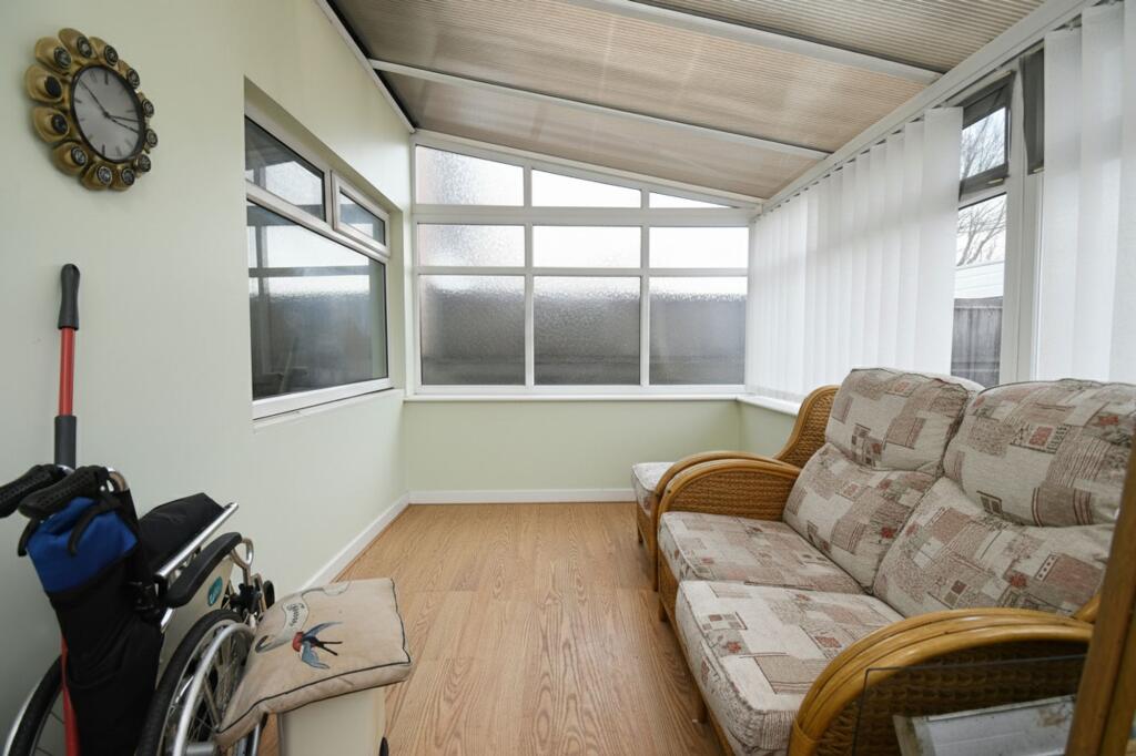 Kerrier Close, Eccles, M30 photo 4
