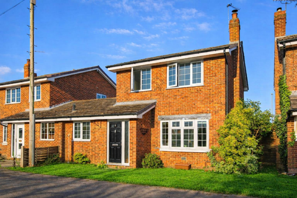 Main image of property: Manor Close, Topcliffe, Thirsk