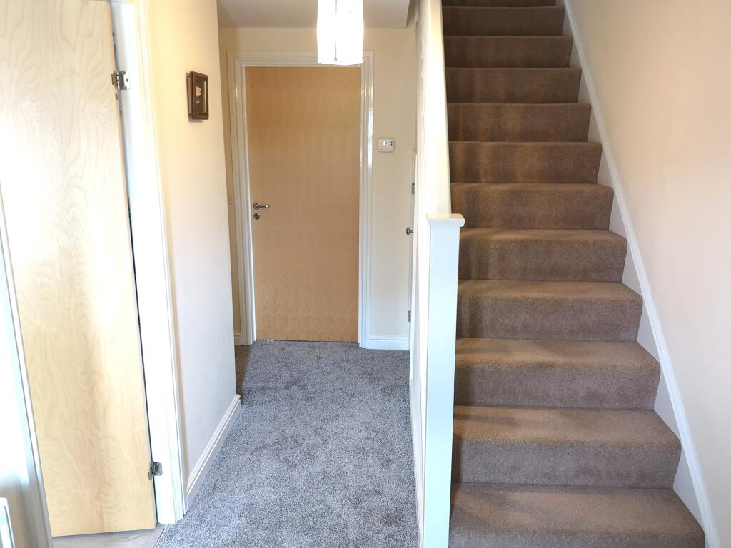 House in Charnwood, Shelthorpe - View 5