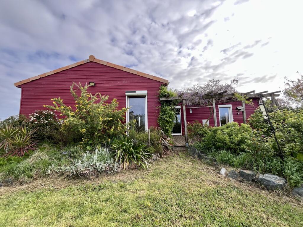 Main image of property: 17120 epargnes