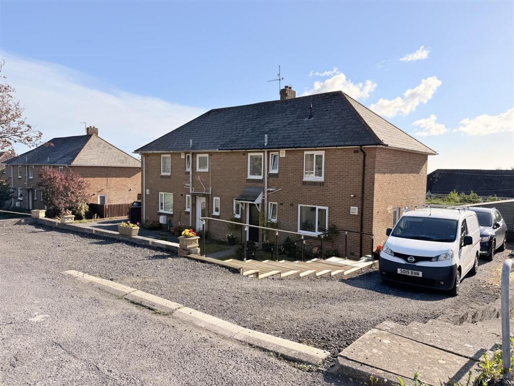 Main image of property: Ar Y Bryn, Pembrey, Burry Port