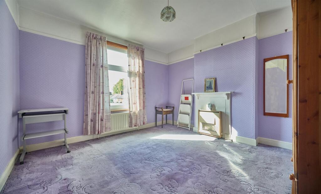 House in Leicester - More