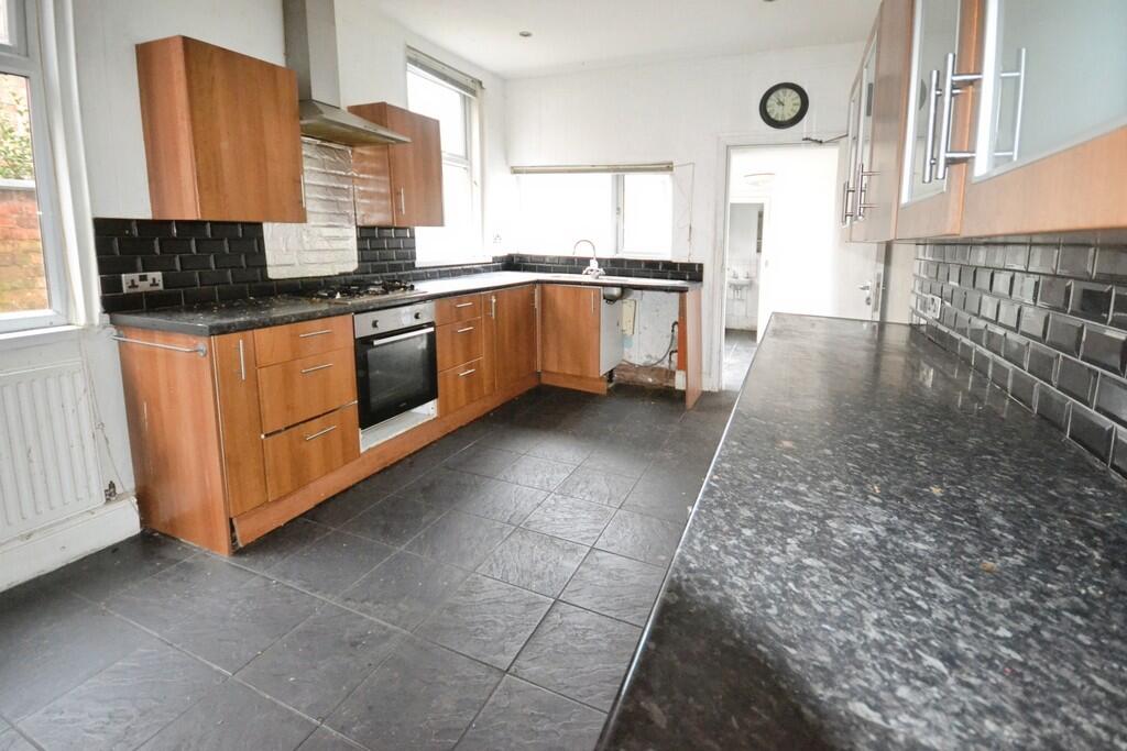 Upperton Road, West End, Leicester photo 4