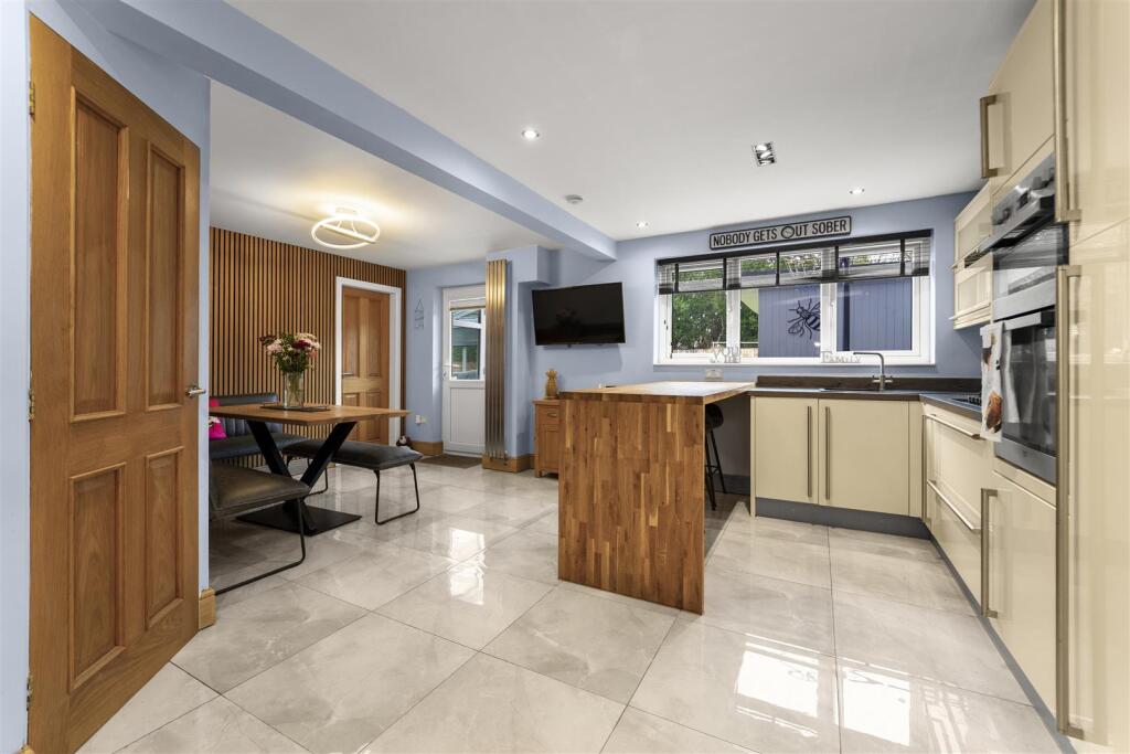 Additional image 39 of Helvellyn Drive, Burnley