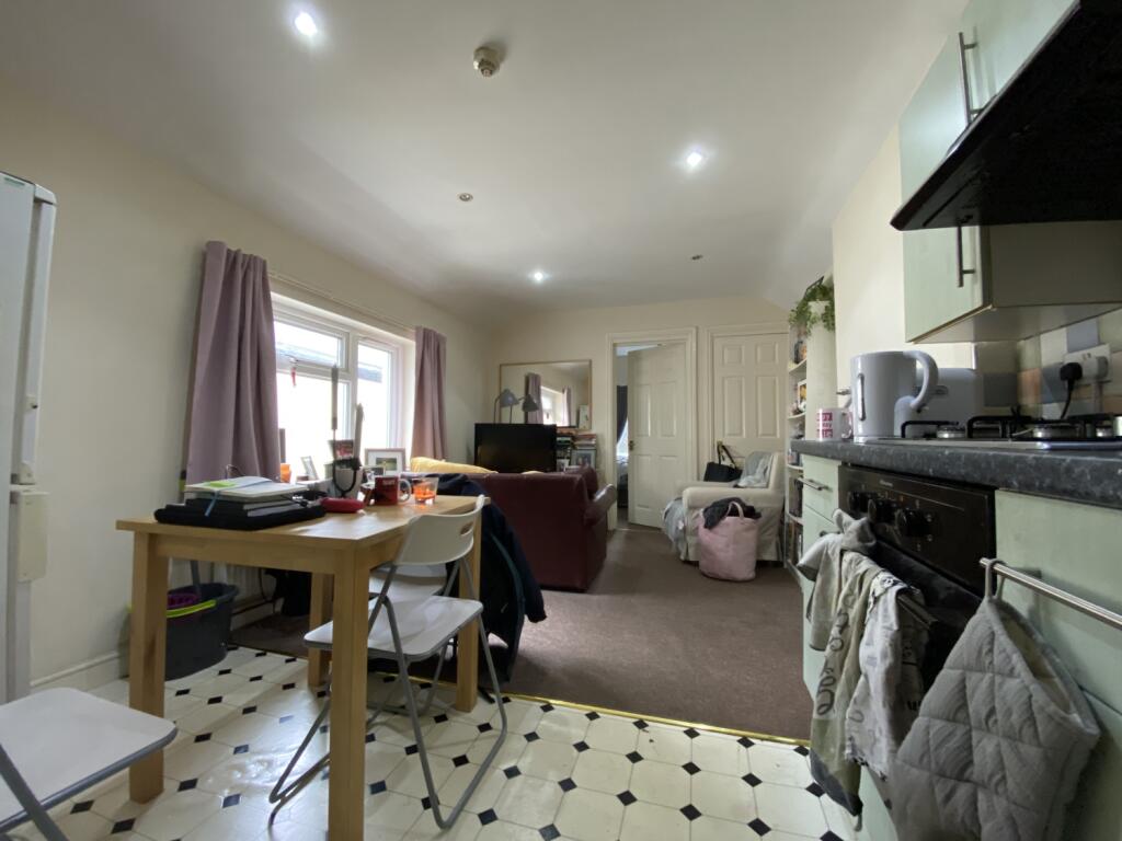 Main image of property: Cyril Crescent, Roath