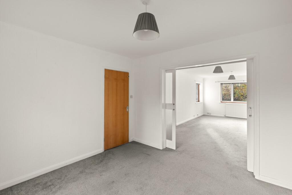 Lexden Road, Lexden, Colchester, Essex, CO3 photo 3