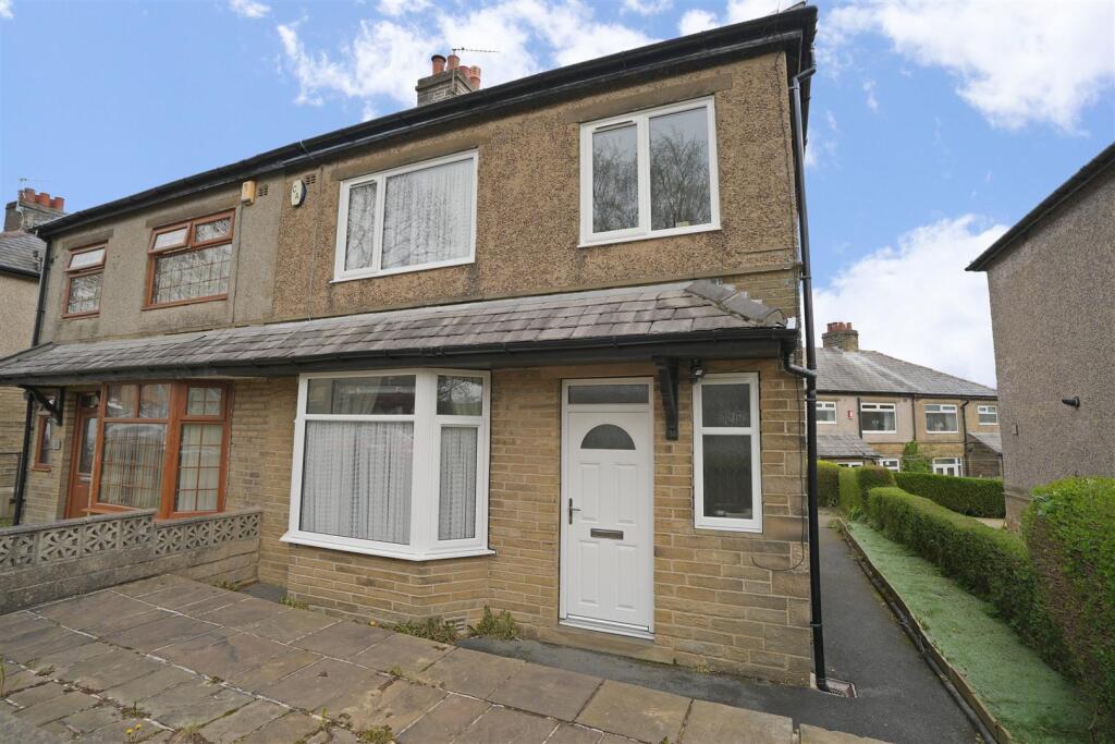 Main image of property: Highgate Gardens, Halifax