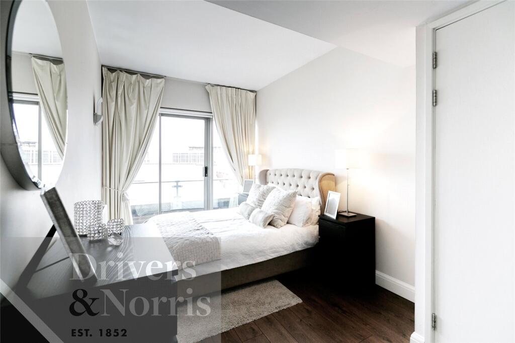 2 bedroom penthouse for rent