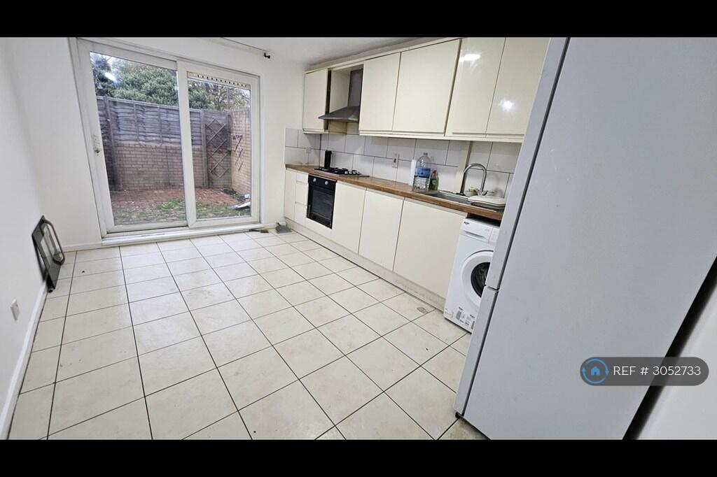 Main image of property: Fishermead, Milton Keynes, MK6