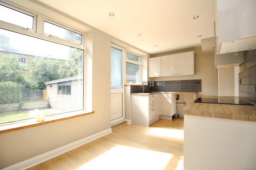 House in Leeds, Troy Hill, Morley - More