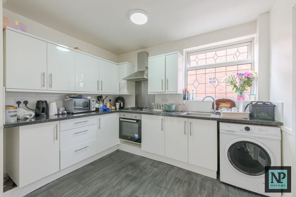 New Street, Dordon, B78 photo 4