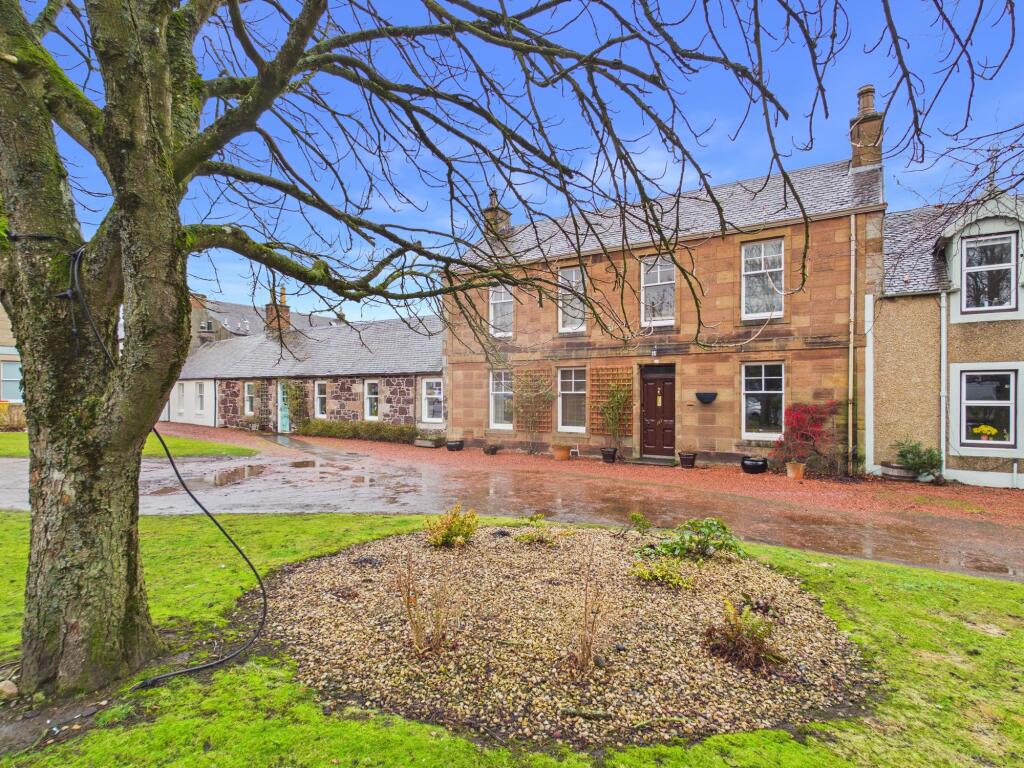 Main image of property: 197 High Street, Biggar, ML12 6DJ