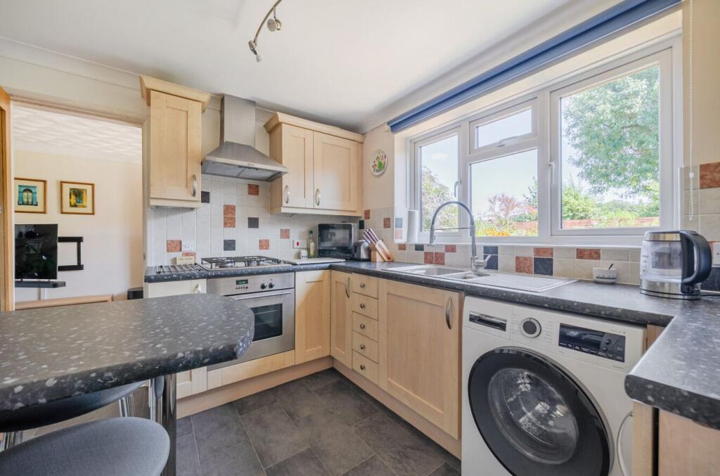 House in Southampton - More