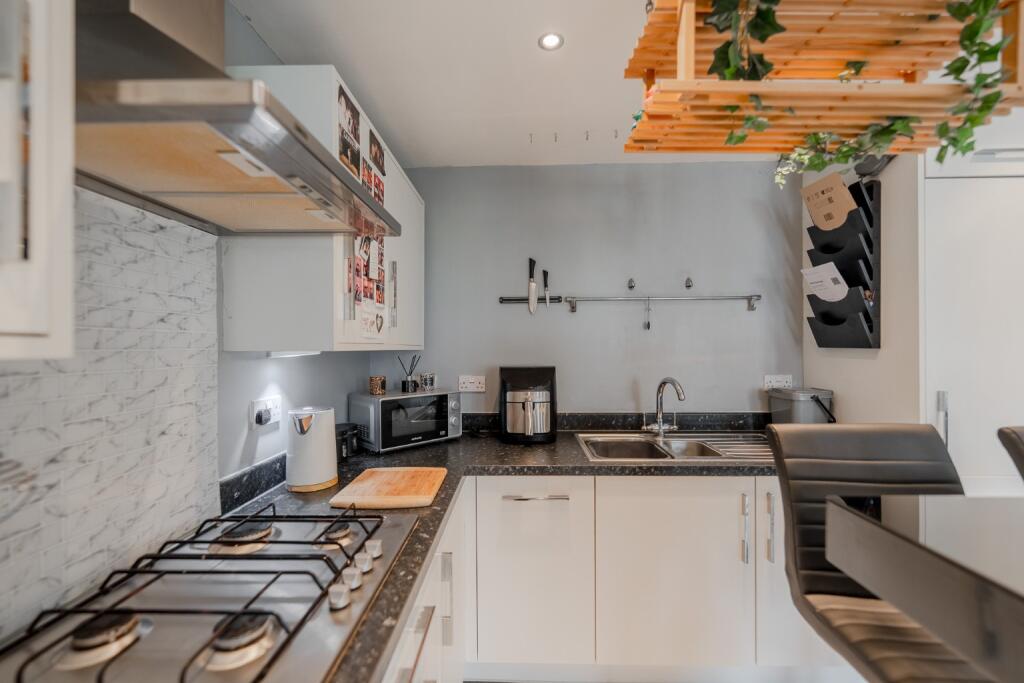 Apartment in St Neots - View 4