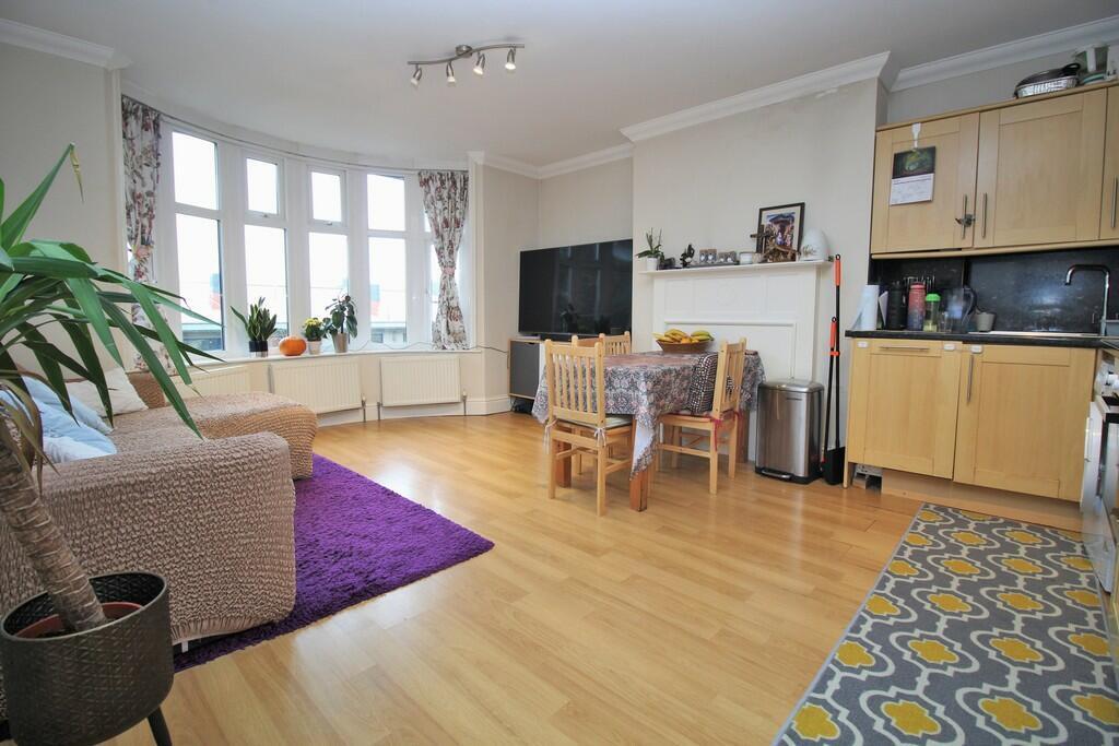 Apartment in Brighton - View 5