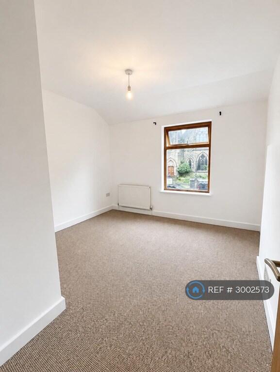 House in Burnley, Padiham - View 4