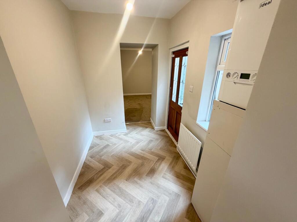 Apartment in Newcastle upon Tyne - View 5