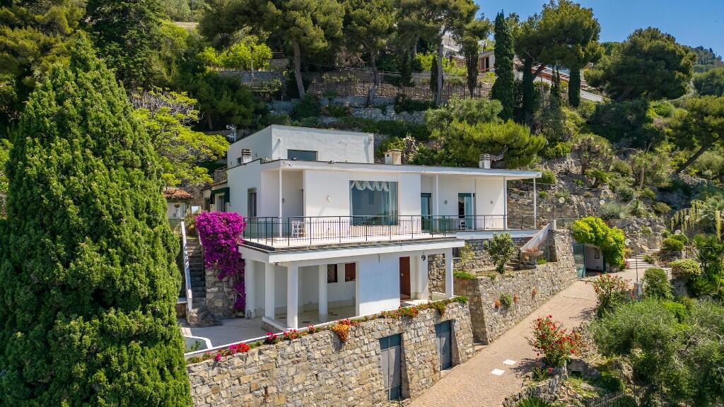 Main image of property: Ospedaletti, Imperia, Liguria