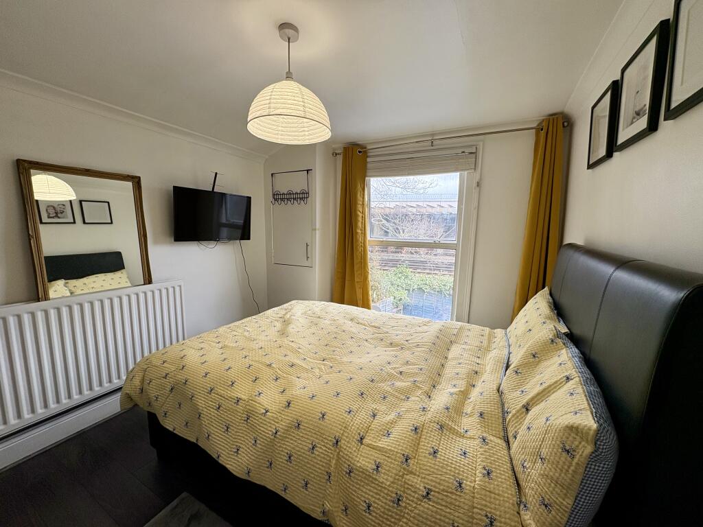 Main image of property: Sunninghill Road, SE13