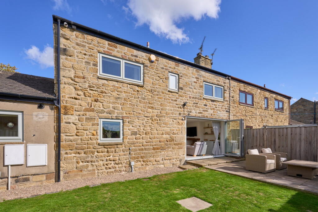 House in Sheffield - View 4