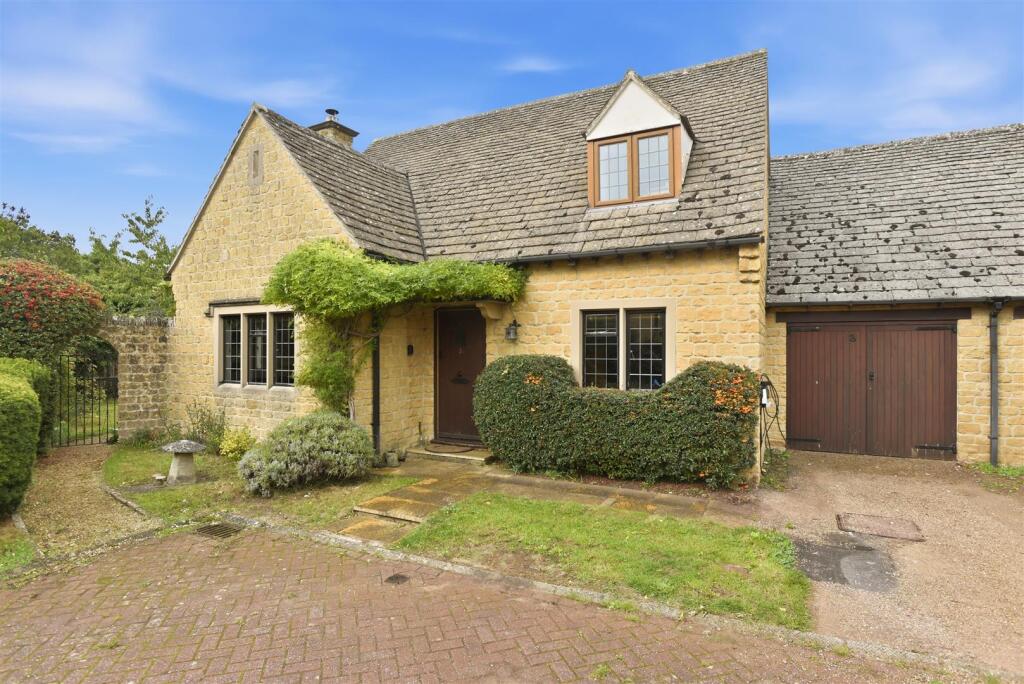 3-bed detached on Inverlea Court, Mickleton, £495,000