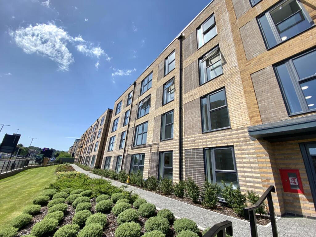Main image of property: Belgrave Middleway, Birmingham, B5 7