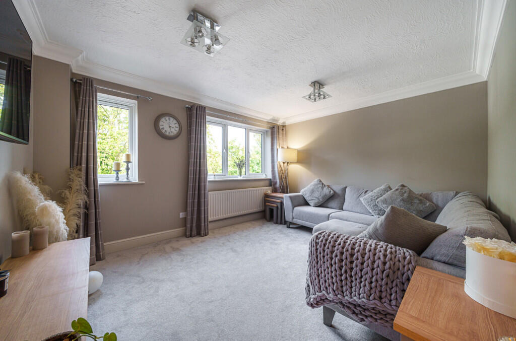 House in Hemel Hempstead, Chepping Wycombe - View 2