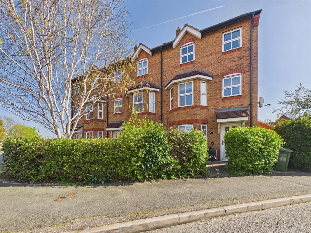 Main image of property: Wood End, Evesham