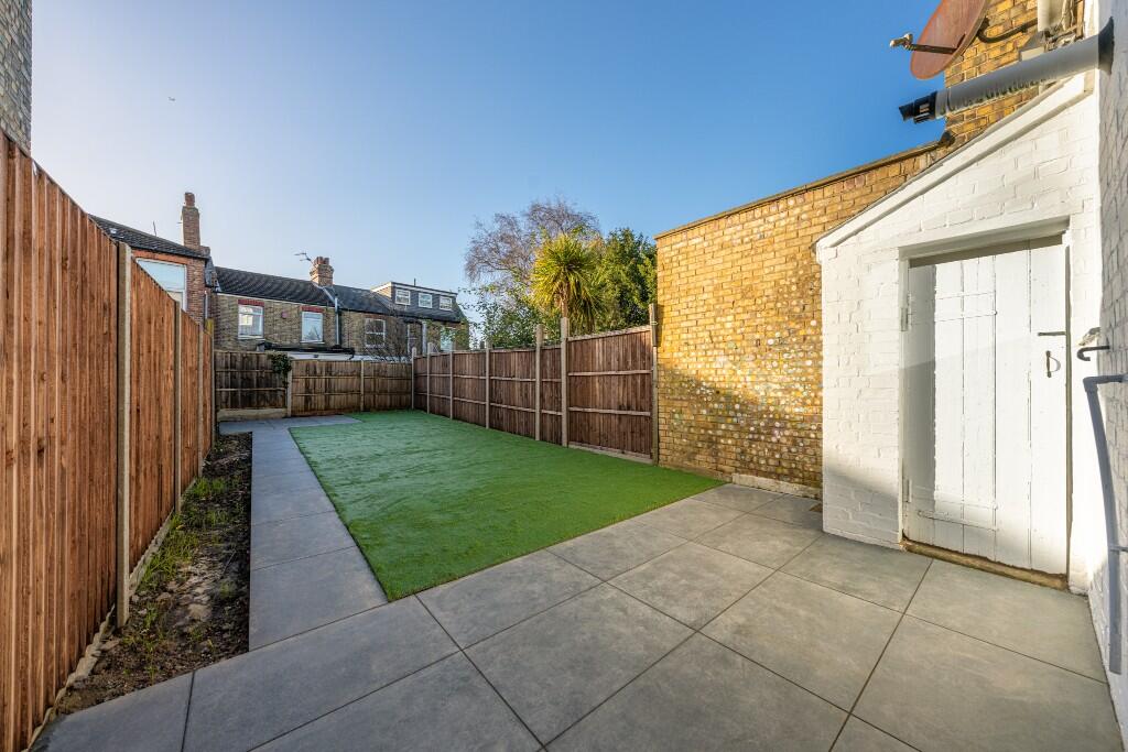 Main image of property: Percy Road, London, N12