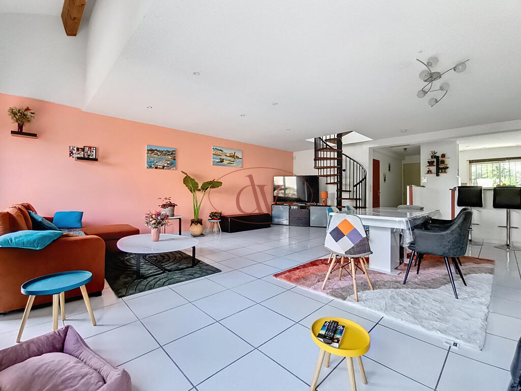 Main image of property: Languedoc-Roussillon, Pyrénées-Orientales, Elne