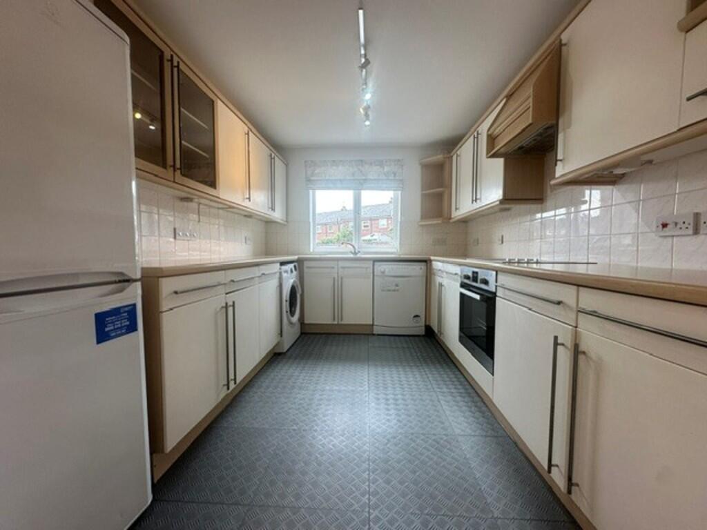 Apartment in York - View 4