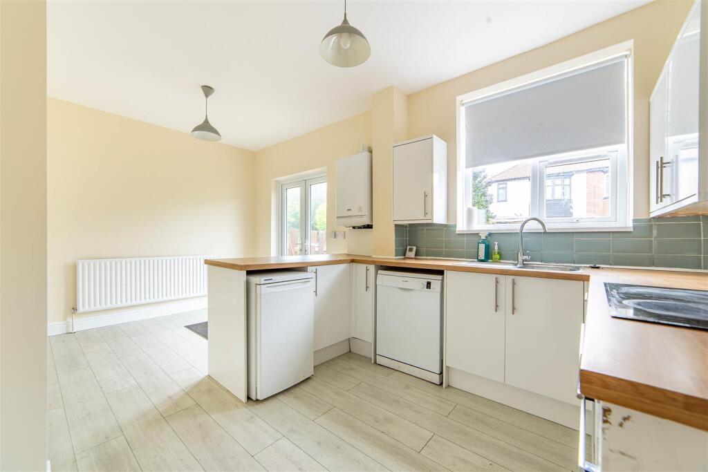 House in Newcastle upon Tyne, Tyne and Wear - More