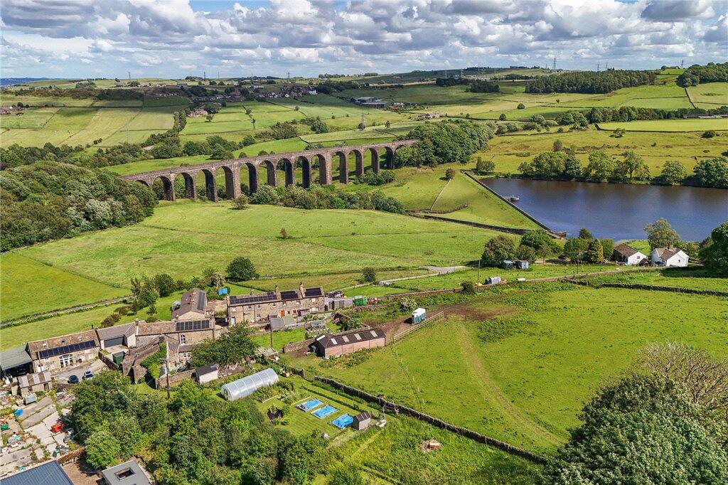 Doll Lane, Cullingworth, BD13 - More