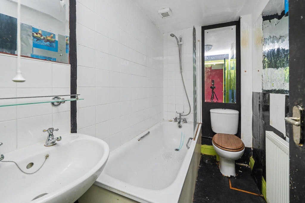 Basement, 51 York Road, Hove, East Sussex, BN3 1DJ - View 5