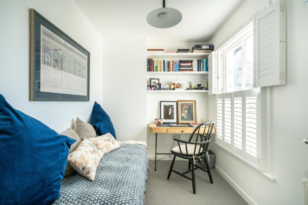 Additional image 16 of West View Road, St. Albans, AL3