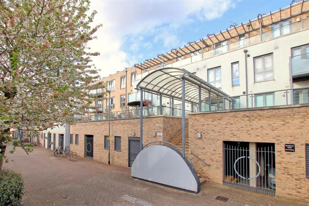 Main image of property: Fitzgerald Place, Cambridge