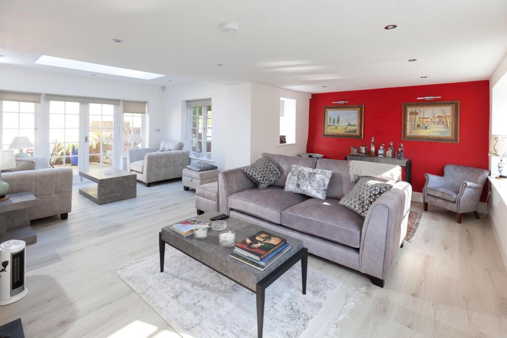 House in Salisbury - View 3