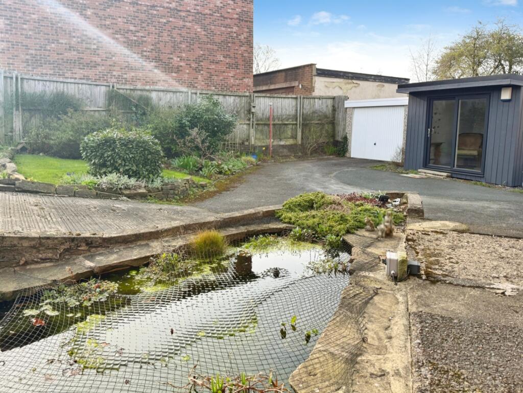 Additional image 20 of Leeds Road, Thackley, Bradford