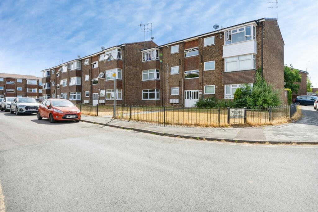 Main image of property: West Side, Doggett Street, Leighton Buzzard
