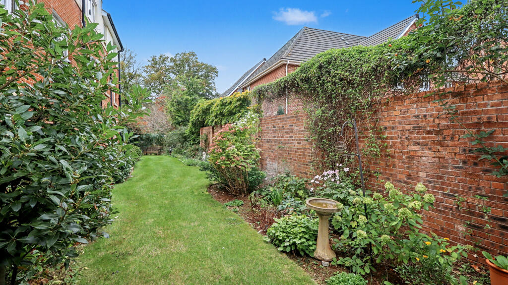 Additional image 12 of Cavendish Lodge, Glastonbury