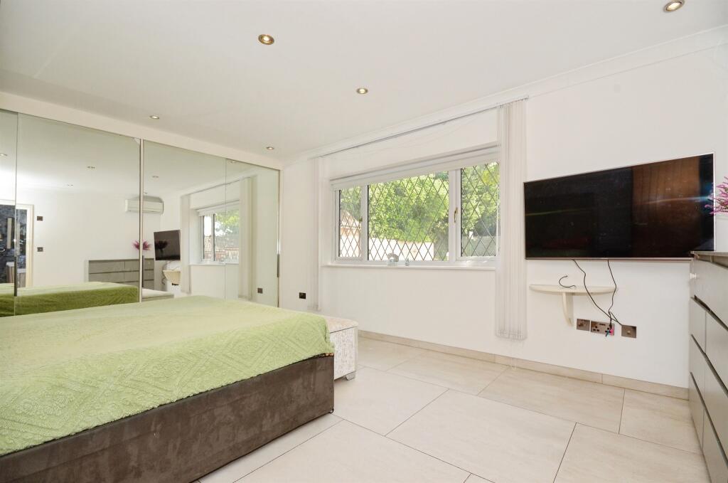 Additional image 14 of Hicks Road, Markyate, St. Albans