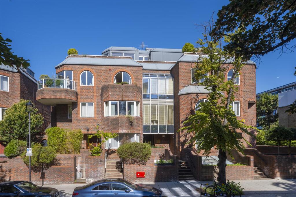 Main image of property: Avenue Road, St John’s Wood, NW8