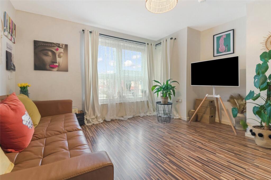 Main image of property: McNeil Gardens, Glasgow, Glasgow City, G5