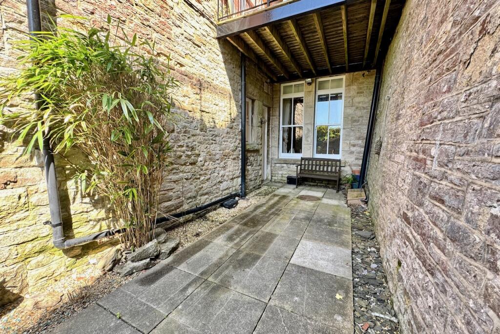Apartment in Swanage, Dorset - View 2