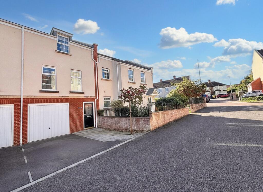 Main image of property: Leaze Close, Thornbury, BS35