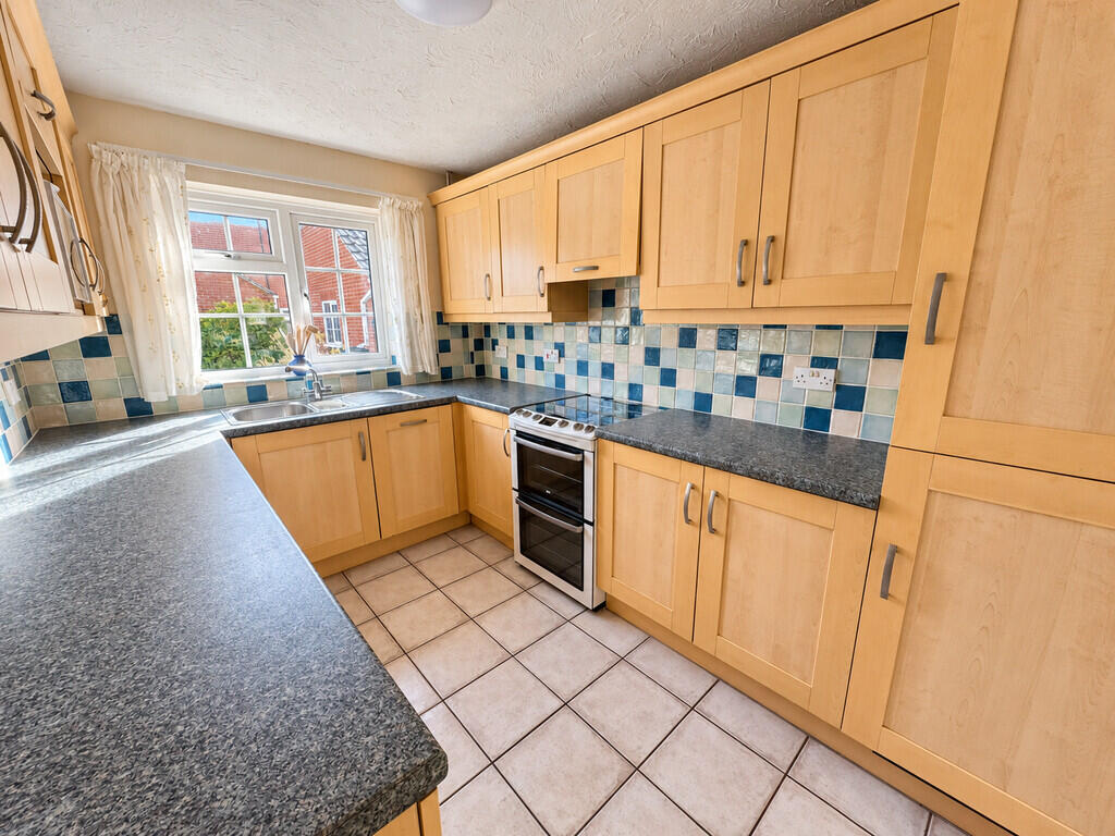 Lincoln Crescent, Biggleswade photo 4