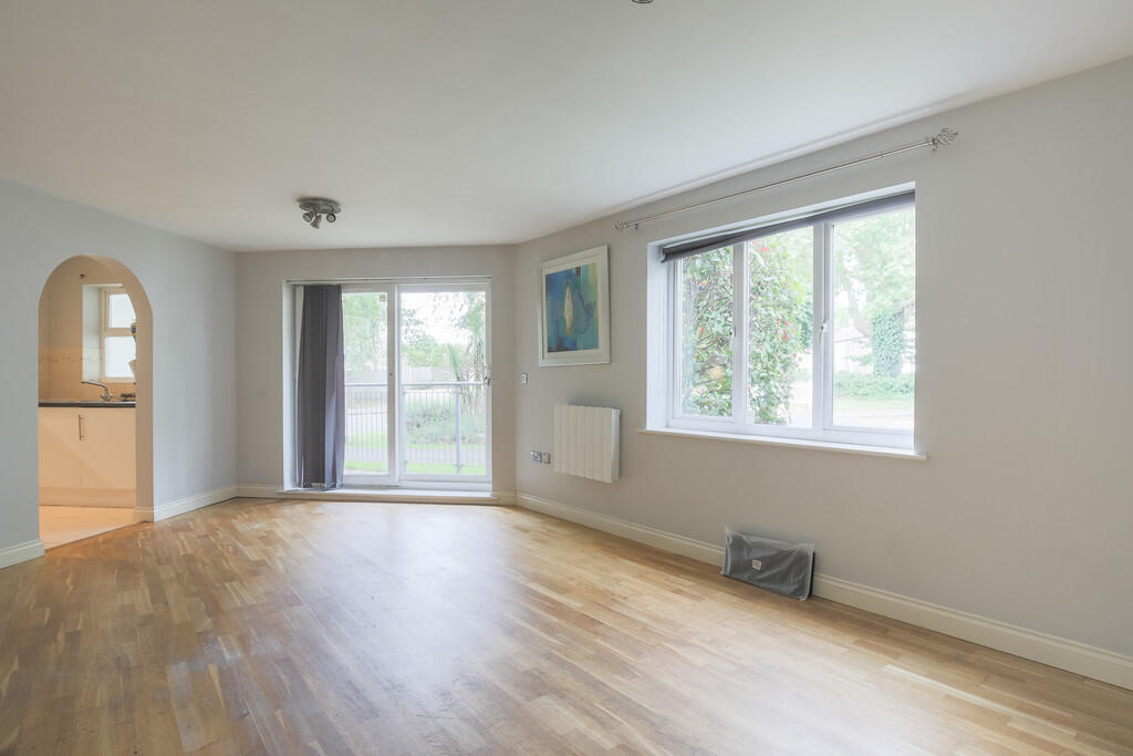 Apartment in Twickenham - View 4