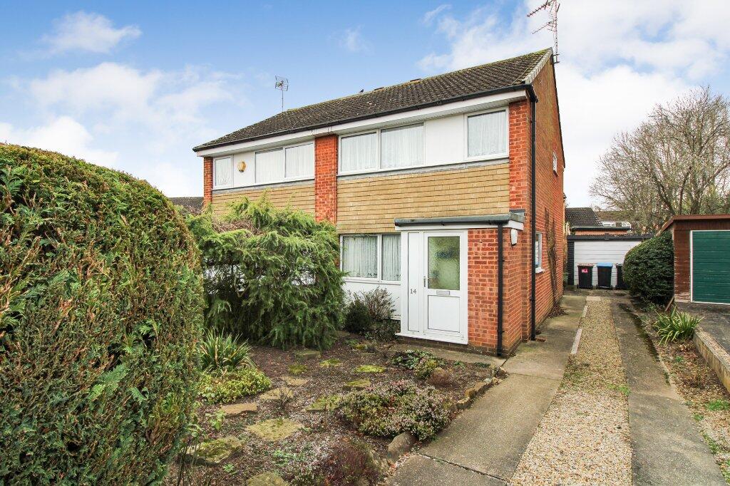 Main image of property: Lunedale Avenue, Knaresborough, North Yorkshire, HG5